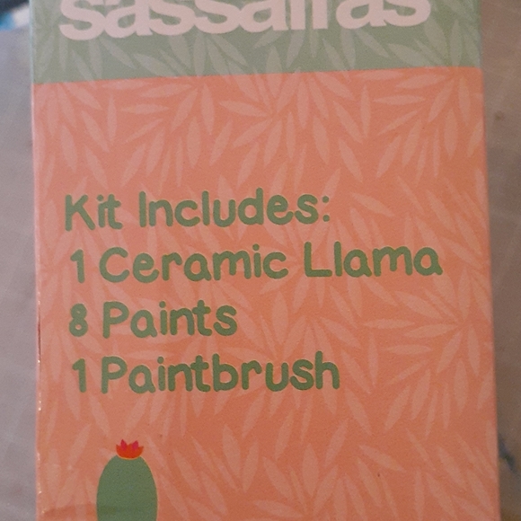 LLAMA KIT 💜🦙 - Picture 3 of 5